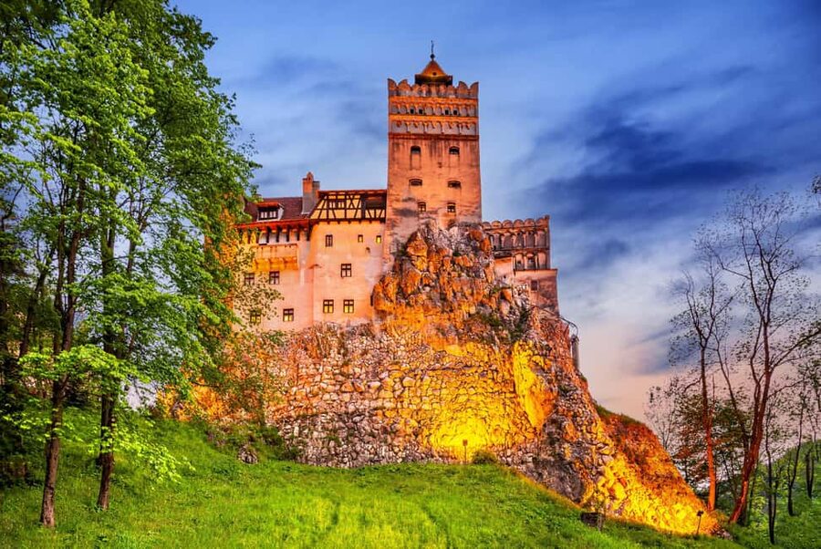 1-Day Guided Tour: Bucharest-Peles, Dracula Castle & Brasov - Key things to know before you go