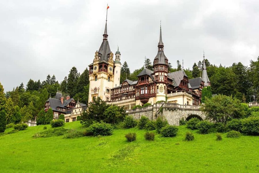 1-Day Guided Tour: Bucharest-Peles, Dracula Castle & Brasov - Brasov walking tour: Black Church, Council Square, and the kind of town you can actually enjoy