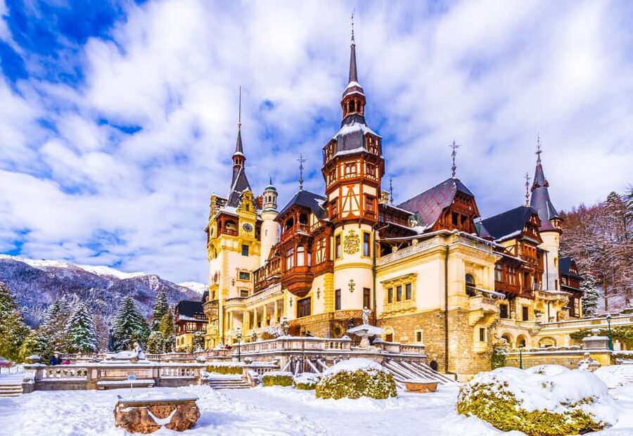 1-Day Minivan Tour 3 Castles: Peles, Wednesday & Dracula’s - What You Pay For: Value, Tickets, and Food Reality