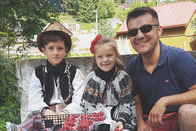 10-Day Private Tour of Romania with Pick Up - Salt Mines, Botanics, and Wooden Church Craft in Transylvania