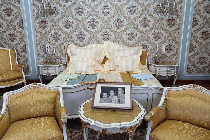 10 h Ceausescu Communism Private Tour in Bucharest plus Dracula's Grave - National Village Museum: Romanian homes, materials, and “backyard sustainability”