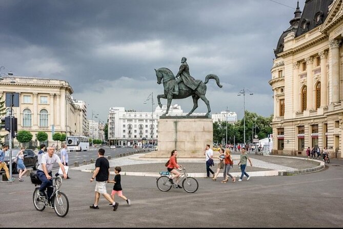2h Bucharest Private Tour by Car - Muzeul National al Satului Dimitrie Gusti: a fast cultural palate cleanser