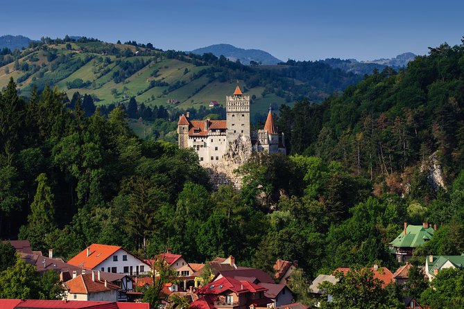 3-Day Explore Transylvania from Bucharest - Day 1: Peles Castle, Bran Castle, and a Brasov Old Town Walk