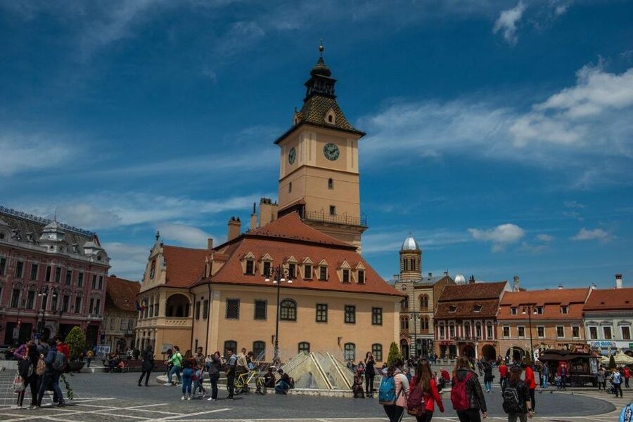 3-Day Medieval Transylvania Package Tour - Transportation, group size, and what your guide actually shapes