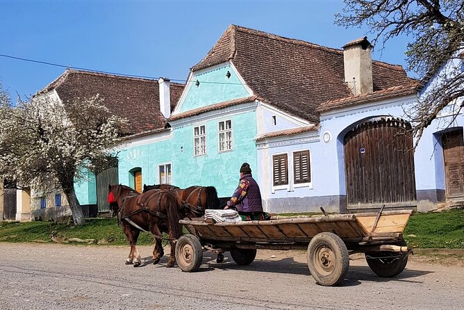 3-Day Tour of Transylvania’s Landmarks from Bucharest - Guides and the “not rushed” factor that keeps showing up