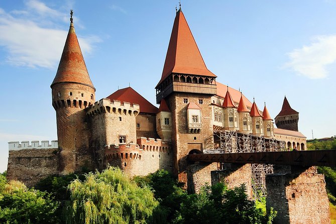 4-Day Transylvania and Dracula Tour from Bucharest - Day 4: Bran Castle, Peles Castle, and Snagov Monastery by Lake