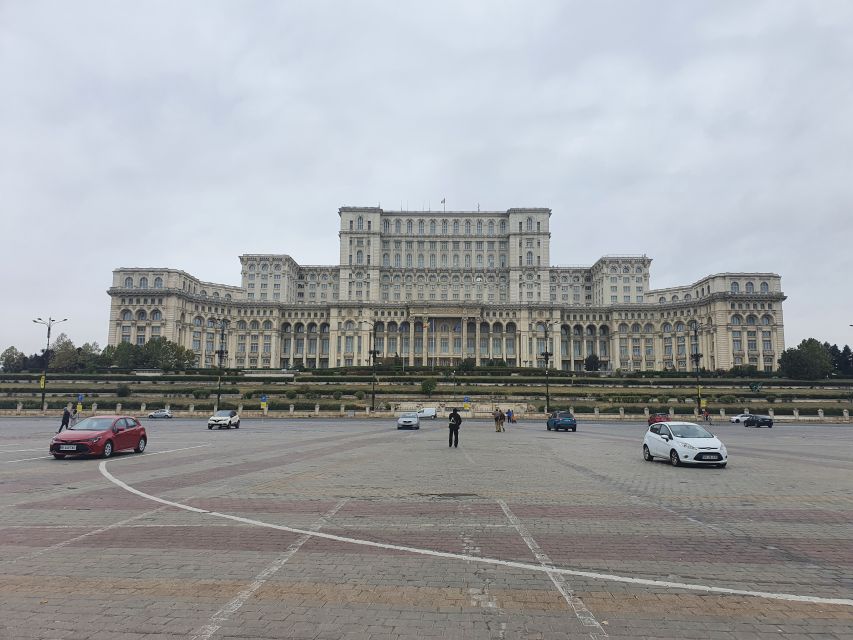 6h Communism Tour in Bucharest with Ceausescu Mansion - Price and value: what $208 gets you, and what it does not