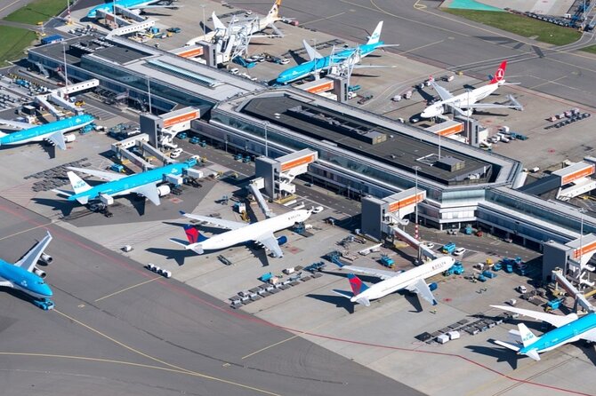 Airport Transfer -One way Bucharest Otopeni Henri Coandă Airport - What You’ll Get in the Car: Clean, Safe, and Social If You Want It