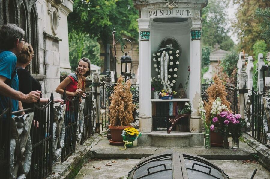 Bucharest: 3-Hour Dark History Tour with a Local - Key things you should know before you go