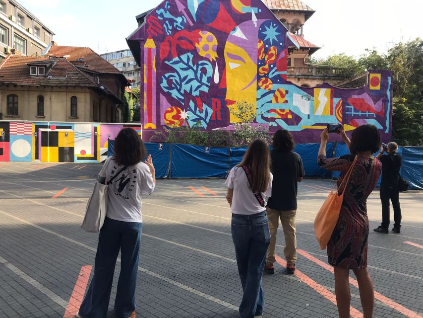 Bucharest: Alternative Sightseeing 2.5-3h-Hour Guided Tour - Kraft Market and the small details that make street art work