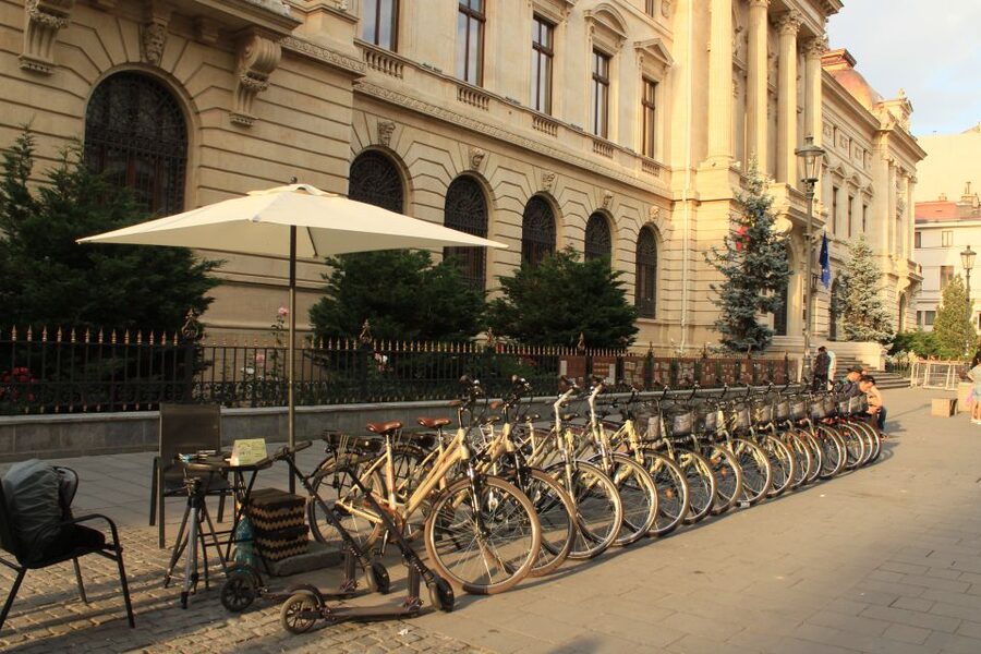 Bucharest Bike Rentals - Why pedaling Bucharest is such a practical way to see it