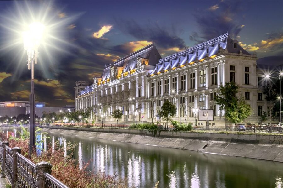 Bucharest: Charm of the Belle Époque Private Tour - The Landmarks That Explain the Era: Athenaeum, Royal Palace, Capsa, and Lafayette Galleries