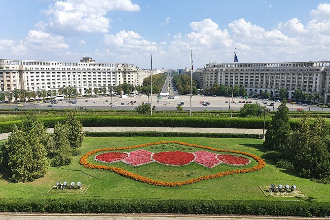 Bucharest City Tour 4h - Old Town time: Hanul Lui Manuc, churches, and the best kind of wandering