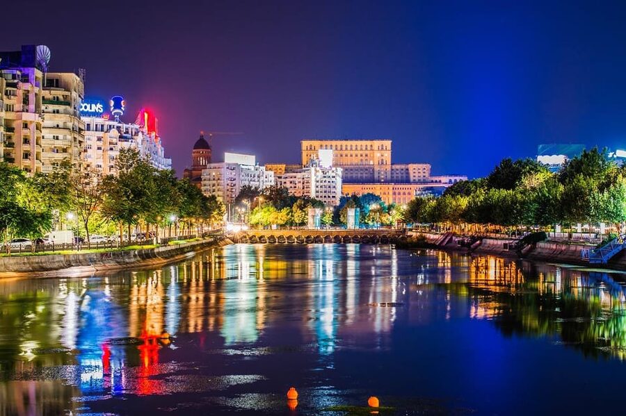 Bucharest city tour by car - Key highlights to look for