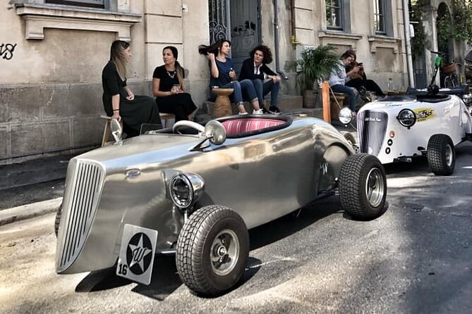 Bucharest: CityTour in one of a kind mini hot rod - Helmets, coffee or tea, and why the group size matters (max 8)