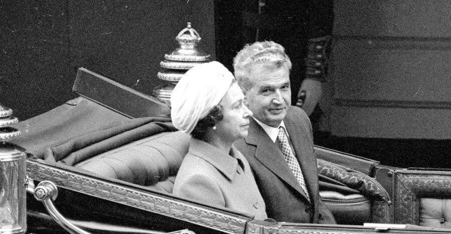 Bucharest Communism: From Lenin to Ceausescu - Royal Palace of Bucharest and Romanian Athenaeum, power and culture on display