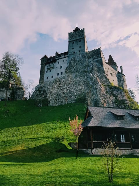 Bucharest: Dracula and Peles Castles For Private - Bran Castle, Dracula Legend, and the Fortress Feel