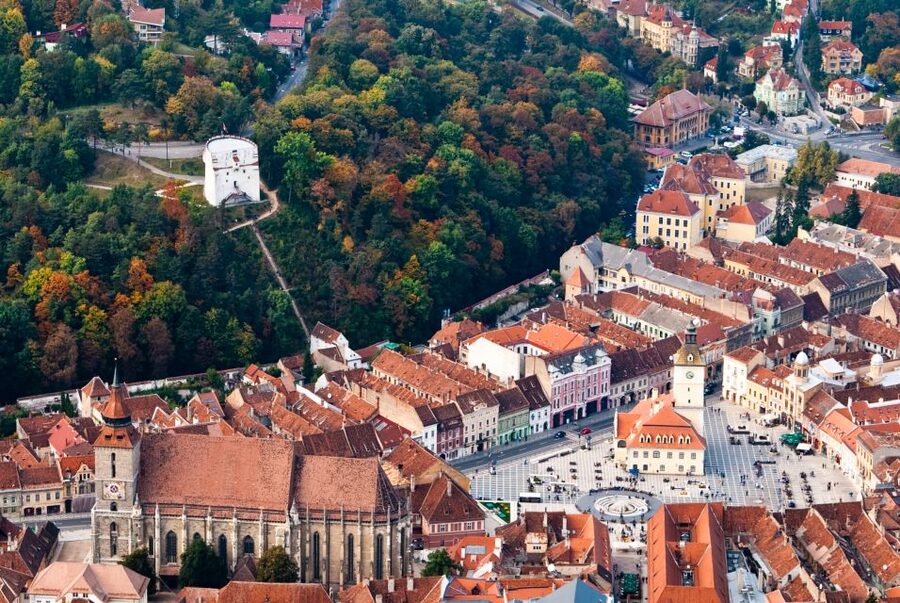 Bucharest: Dracula Castle, Peles Castle & Brasov Guided Tour - Bran Castle, Vlad’s Shadow, and How to Make the Most of Free Time