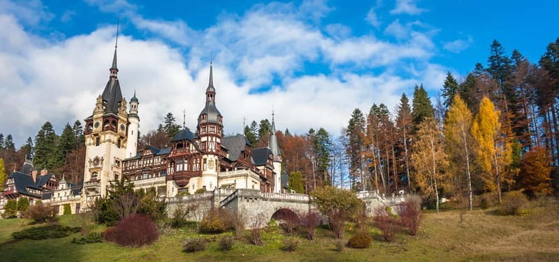 Bucharest: Dracula's Castle, Peleș Castle & Brașov Day Trip - Key Highlights Worth Marking on Your Map