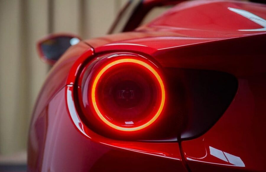 Bucharest: Ferrari Driving Experience - MEDIUM 30min - Languages and Group Style: Private, English and Romanian Support