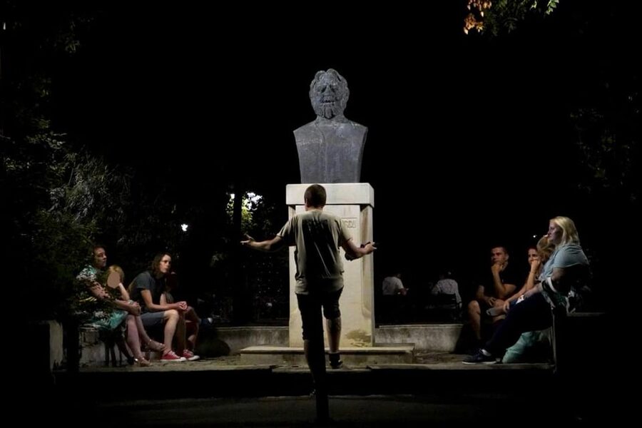 Bucharest: Ghost Stories & Romanian Mythology Walking Tour - Meeting Point and How to Start Smart at the National Theatre