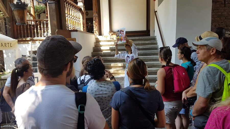 Bucharest: Guided Walking Tour with Romanian Snack - Why a 3-Hour Guided Walk Is the Smart First Move in Bucharest