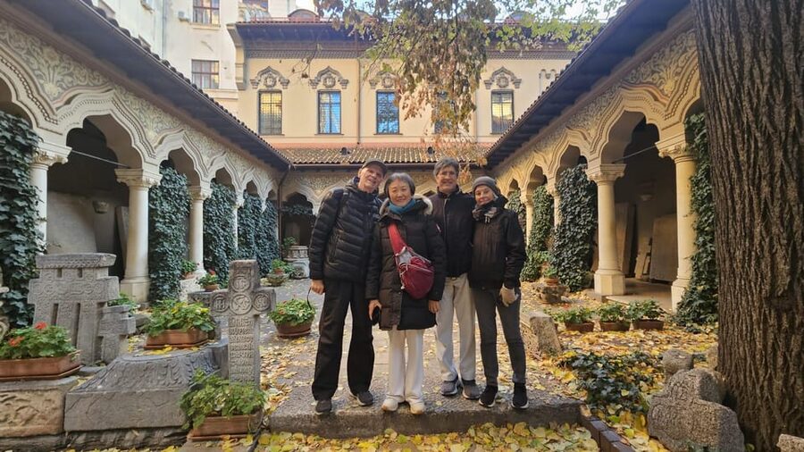 Bucharest: Guided Walking Tour with Romanian Snack - Manuc Inn, St. Anthony’s Church, and the Medieval-to-Downtown Transition