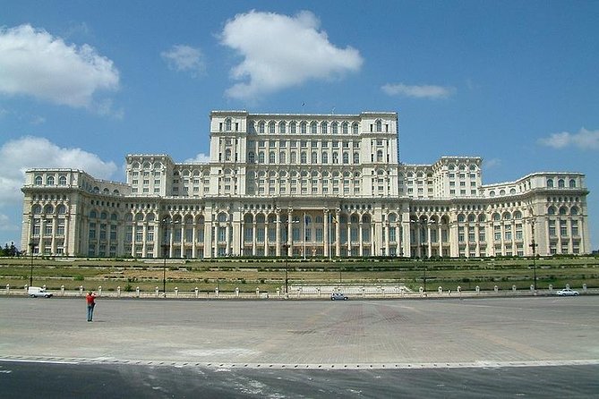 Bucharest Half a Day Bike Tour - Manuc’s Inn and the Food Story Behind the City