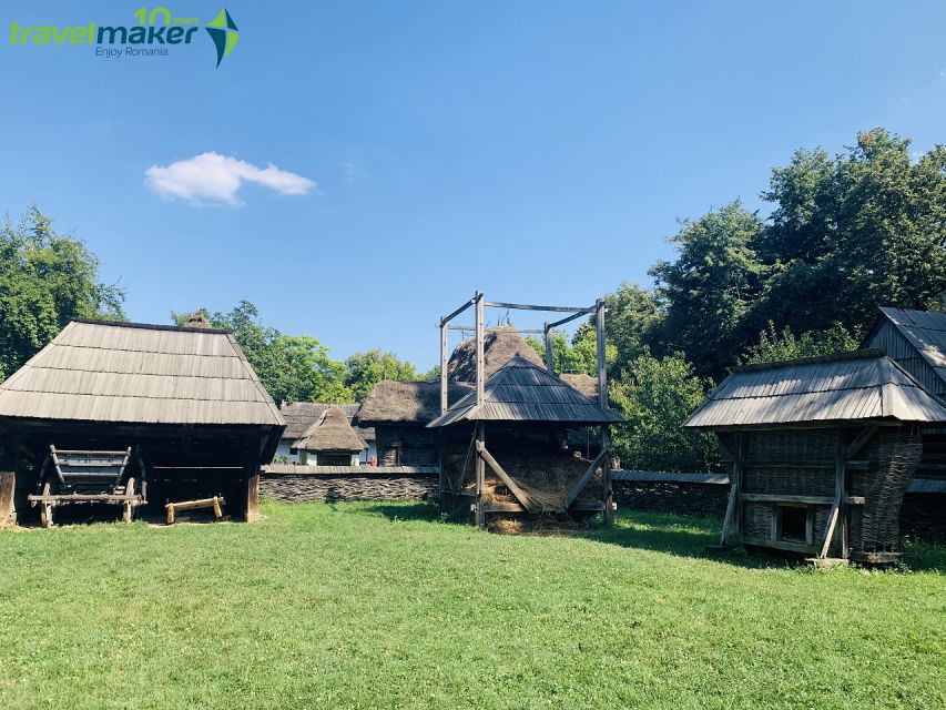 Bucharest: Half-Day Sightseeing Tour - Union Square, University Square, and the Romana area: fast city orientation