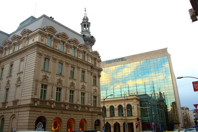 Bucharest in a nutshell - half day private walking tour - Starting at Starbucks in Hanul lui Manuc: getting your bearings fast
