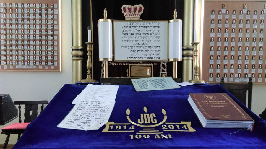 Bucharest Jewish Heritage Private Walking Tour - Should you book it? My decision guide