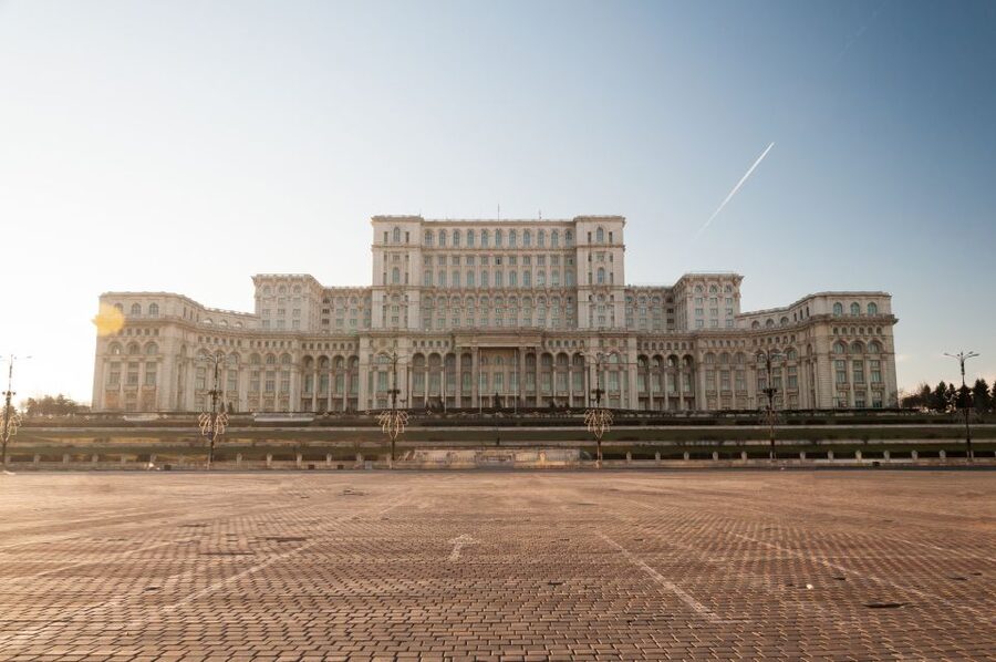 Bucharest: Parliament Palace Skip-the-line Ticket - 1st Level Highlights: Main Meeting Rooms and the Ballroom