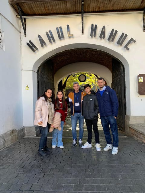 Bucharest: private and exclusive Italian walking tour - Old Town basics on Lipscani Street, monasteries, and courtyards you might miss