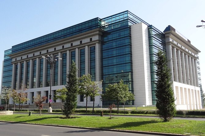 Bucharest Private City Tour - How the price adds up for a group of up to 8