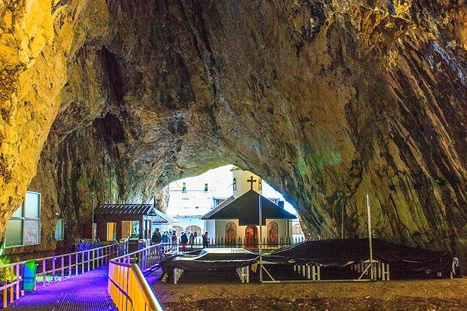 Bucharest Private Tour to Peles Castle & Biggest Salt Mine in Eu - Stop 2: Unirea Salt Mine near Slanic, cool air and two levels underground