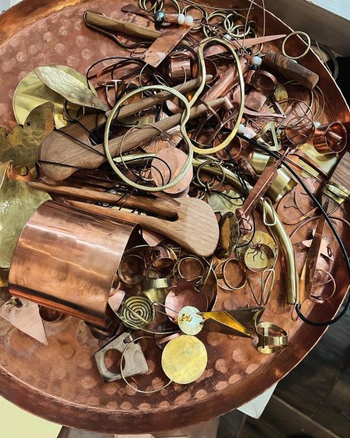 Bucharest: Real Roma Community - Crafting Workshop - Who should book this Roma community crafting workshop