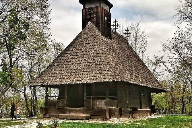 Bucharest Sightseeing - Half-Day Private Tour - Romanian History Museum and the Holocaust Memorial stop