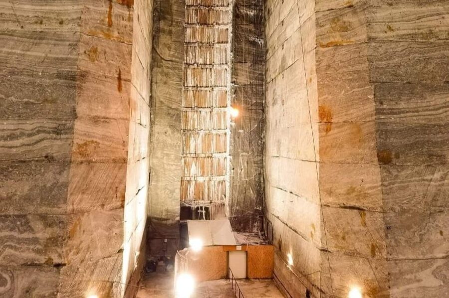 Bucharest: Slanic Salt Mine & Carpathian Mountains Day Tour - Your Guide Makes or Breaks It: What to Expect From Vlad or Vladimir