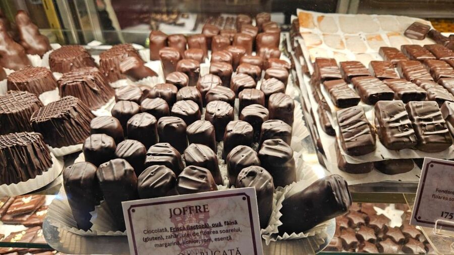 Bucharest: Sweet Delights History and Desserts Walking Tour - Who This Tour Fits Best