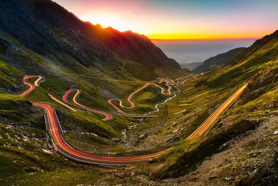 Bucharest: Top Gear Road Transfagarasan Day Trip - Morning Pickup in Bucharest, Then North to the Carpathians