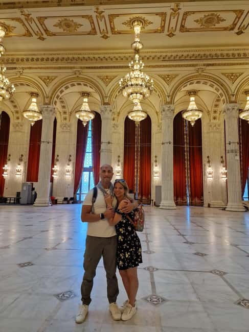 Bucharest: tour in the Parliament in Italian+exterior visit with guide - Entering the Palace of Parliament: what you are really buying with this tour