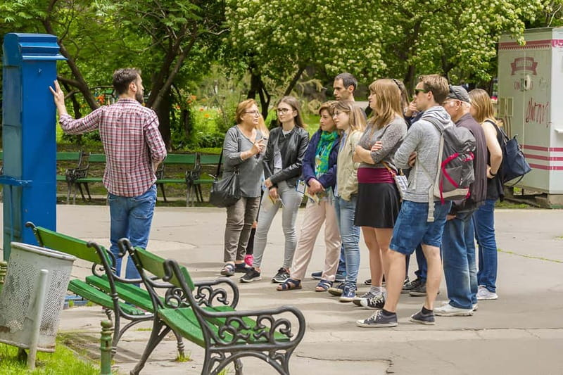 Bucharest: Tour of Old Town, Calea Victoriei & Communism - Stavropoleos Church: Bucharest’s calm pocket right in the center