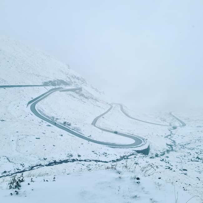 Bucharest: Transfagarasan Road - Small Group max 7 Tourists - Stop 3: Vidraru Dam break, photos, and a short walk