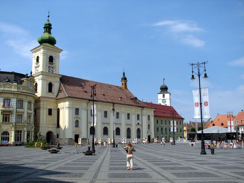 Bucharest: Transylvania and Dracula's Castle 2-Day Tour - Monastery of Sinaia plus Azuga wine cellars: a practical bonus stop