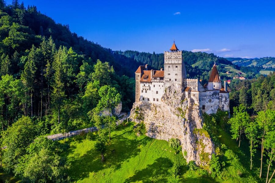 Bucharest : Wednesday, Dracula & Peles 3 Castles Tour 1 Day - A 12-Hour Dracula and Royalty Plan From Central Bucharest