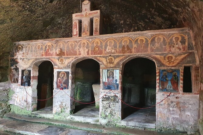Bulgaria Day Trip - Private Tour from Bucharest - Veliko Tarnavo & Arbanasi - What makes the private format feel worth it