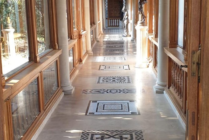 Ceausescu Villa - fast track tickets and guide - Photo Rules and Professional Pictures: Plan for Limits