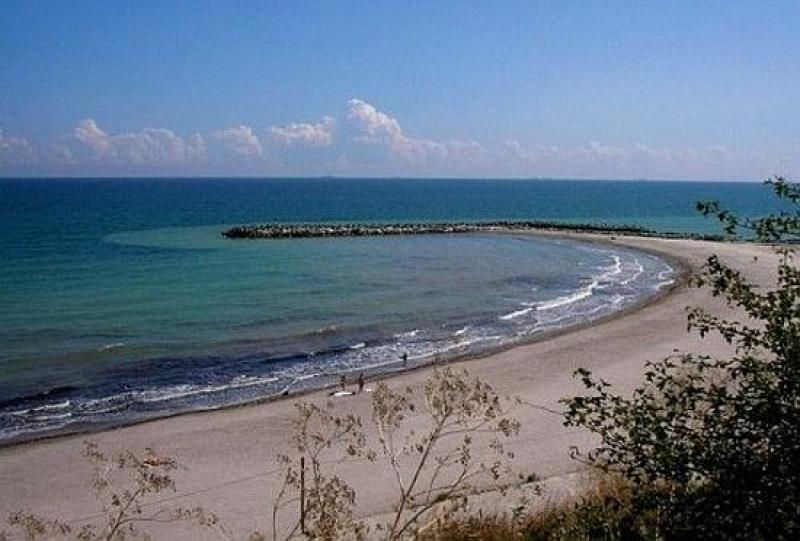 Constanta: Full Day Tour from Bucharest to the Black Sea - Entering Constanta Through the Museum of Archeology and History