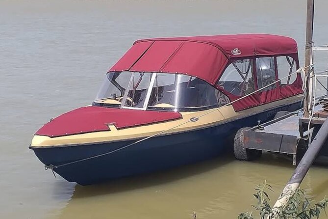 Danube Delta - Private Tour with Boat Trip & Traditional Lunch - En route stops in Hârșova and Țăndărei: short, but they add context