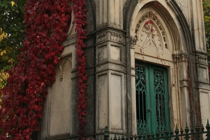 Darkside Tour of Bucharest - small group - Price and logistics: what $48.39 buys you